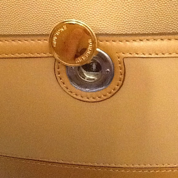 Burberry Panelled leather society top handled bag - Picture 6 of 7